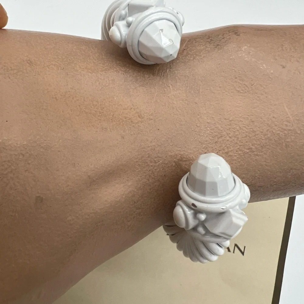 🔴Authentic David Yurman Aluminum Renaissance Cuff Bracelet🔴 - Picture 4 of 7